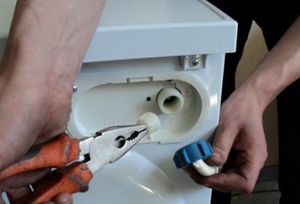 Забита впускная трубка или фильтр CMA