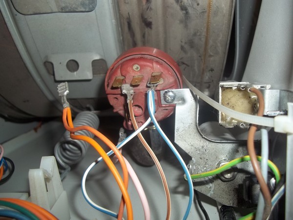 Электропроводка стиральной машины неисправна