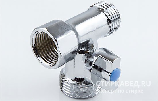 Тройник со встроенным запорным шаровым краном