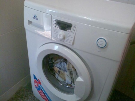 Белье осталось в стиральной машине во время отключения электроэнергии