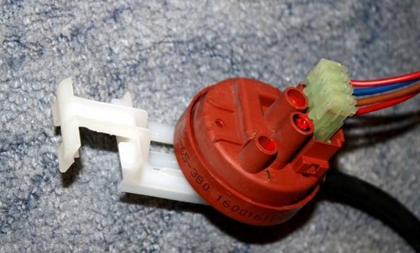 датчик уровня воды