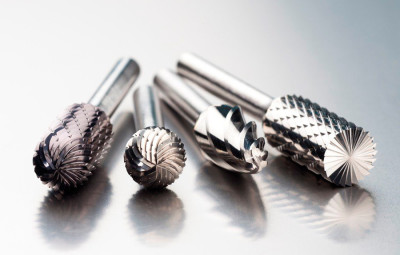 Роликовый резак по металлу: как выбрать и использовать насадку в работе