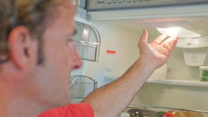 Мигает индикатор температуры холодильника Bosch - как сбросить?