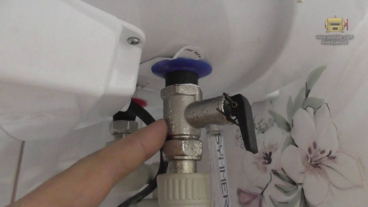 В стиральной машине течет нижняя причина, устранение