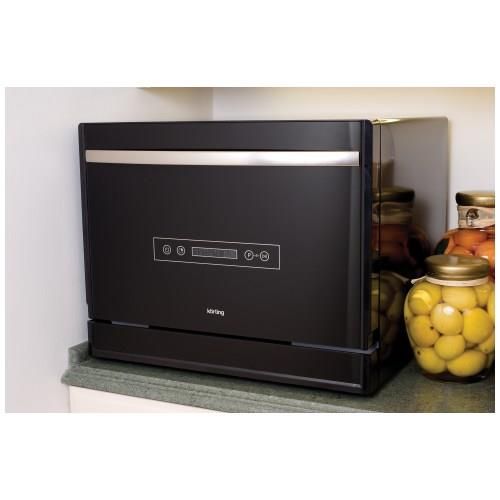 Пример расположения компактной посудомоечной машины на столешнице кухонного гарнитура