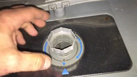 Схема снятия сливного фильтра посудомоечной машины Whirlpool