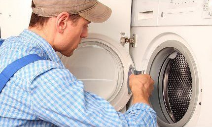 Посторонний предмет в пишущей машинке