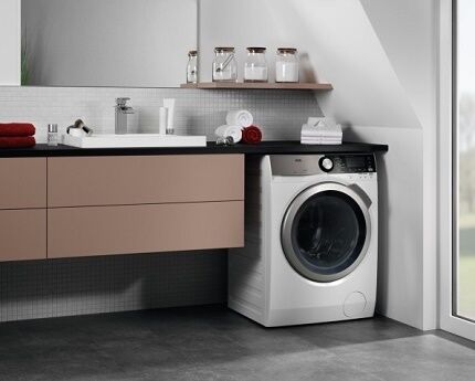 Фронтальный тип стиральной машины на кухне Стиральная установка с фронтальной загрузкой