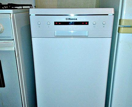 Торговая марка посудомоечной машины Hansa в магазине Посудомоечная машина на кухне