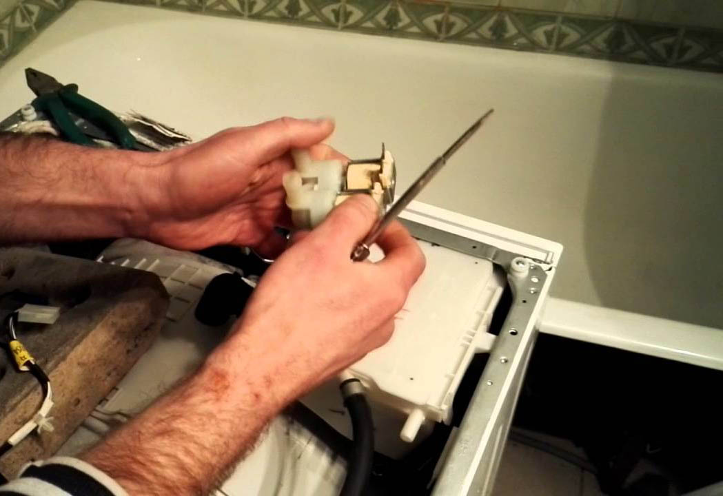 Замена впускного клапана стиральной машины