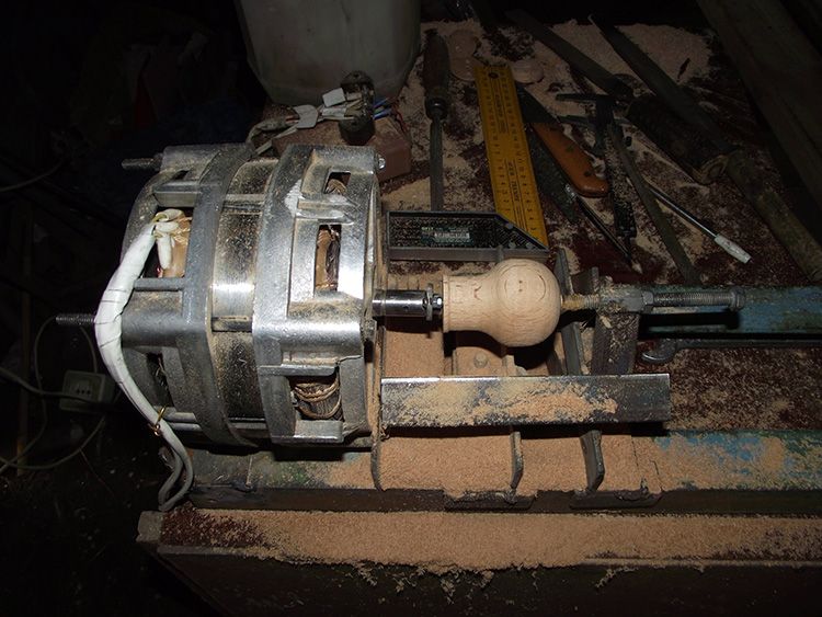 Двигатели таких моделей стиральных машин, как автомат «Вятка», отлично подходят для работы.