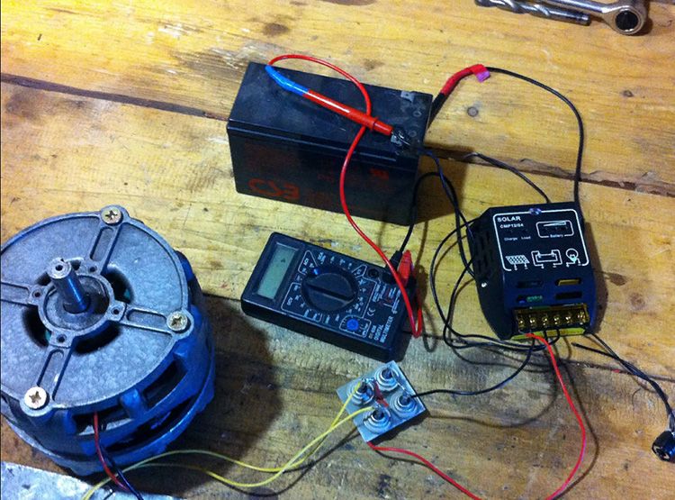 Двигатель - вариант генератора.