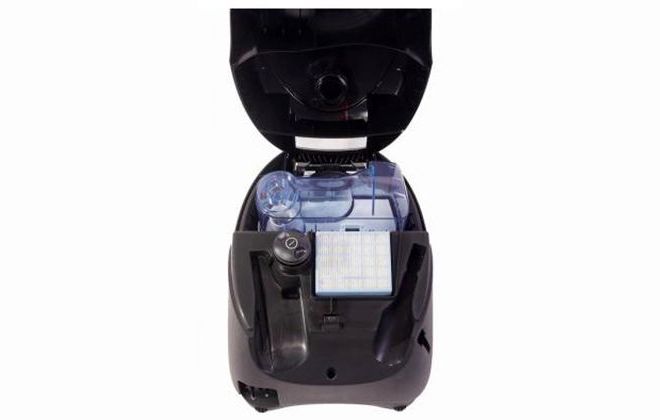 Пылесос Bosch с открытой крышкой