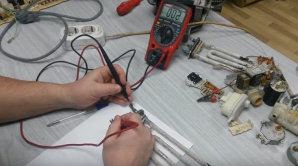 С помощью мультиметра можно определить разрыв спирали