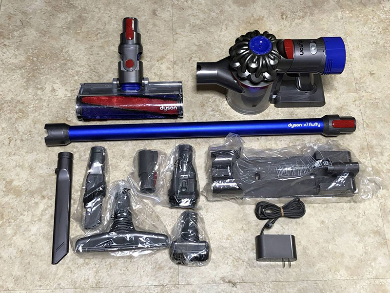 Dyson V7 Fluffy с большим мешком для пыли Dyson V7 Fluffy с большим мешком для пыли