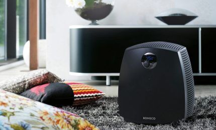 Устройство внутри комнаты