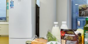 Инструкция по эксплуатации двухкамерного холодильника Атлант: как выставить температуру, которая должна быть, установка