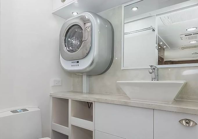 Особенности, плюсы и минусы настенной стиральной машины