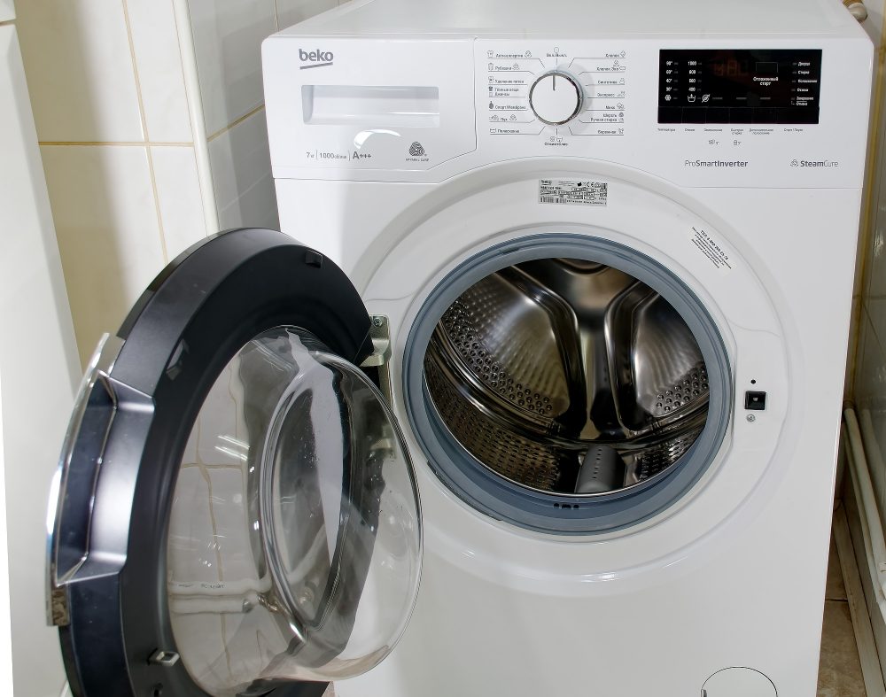 Стиральная машина Beko WSRE 7H636 SBW
