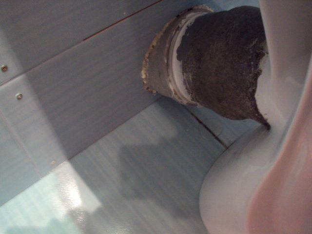 Что делать, если протекает водонагреватель