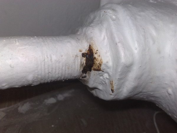 Что делать, если протекает увлажнитель: найдите причину и советы по устранению утечки