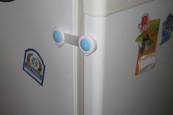 Холодильник, встроенный в шкаф: инструкция по установке установка встроенного холодильника информация о сайте |