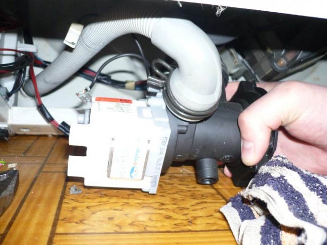 Замена сливного насоса (помпы) на всех моделях стиральных машин