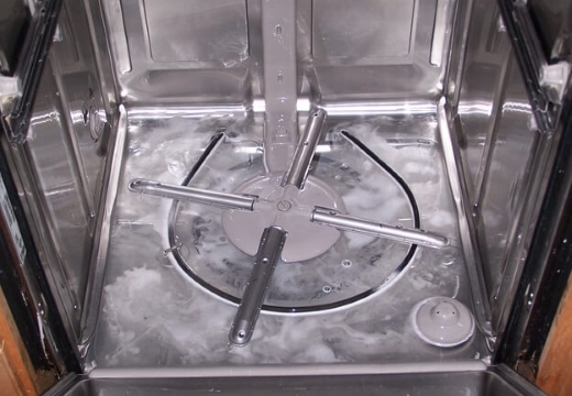 белый налет в посудомоечной машине