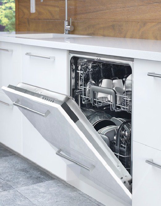 Большинство моделей посудомоечных машин Ikea полностью встраиваются