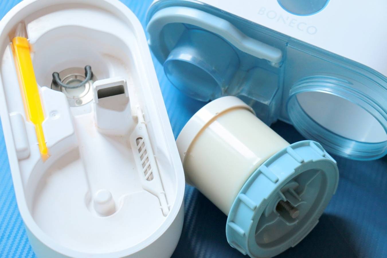 Что делать, если подтекает кран: как исправить течь в ванной