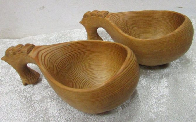 Не мойте изделия из дерева в посудомоечной машине из-за набухания и порчи